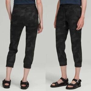 Lululemon Ready to Rulu High-Rise Cropped Jogger Heritage 365 Camo Deep Coal 2